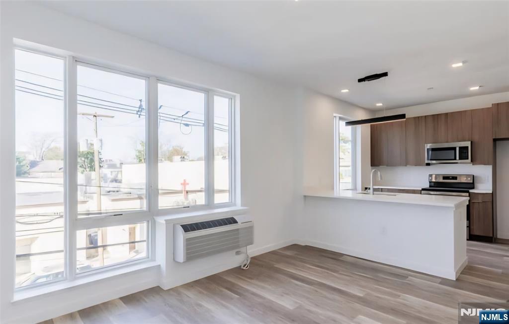 300 State Street 410 - Photo 2
