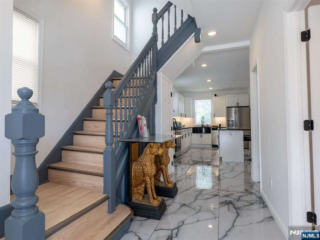 32 Palm Street - Photo 4