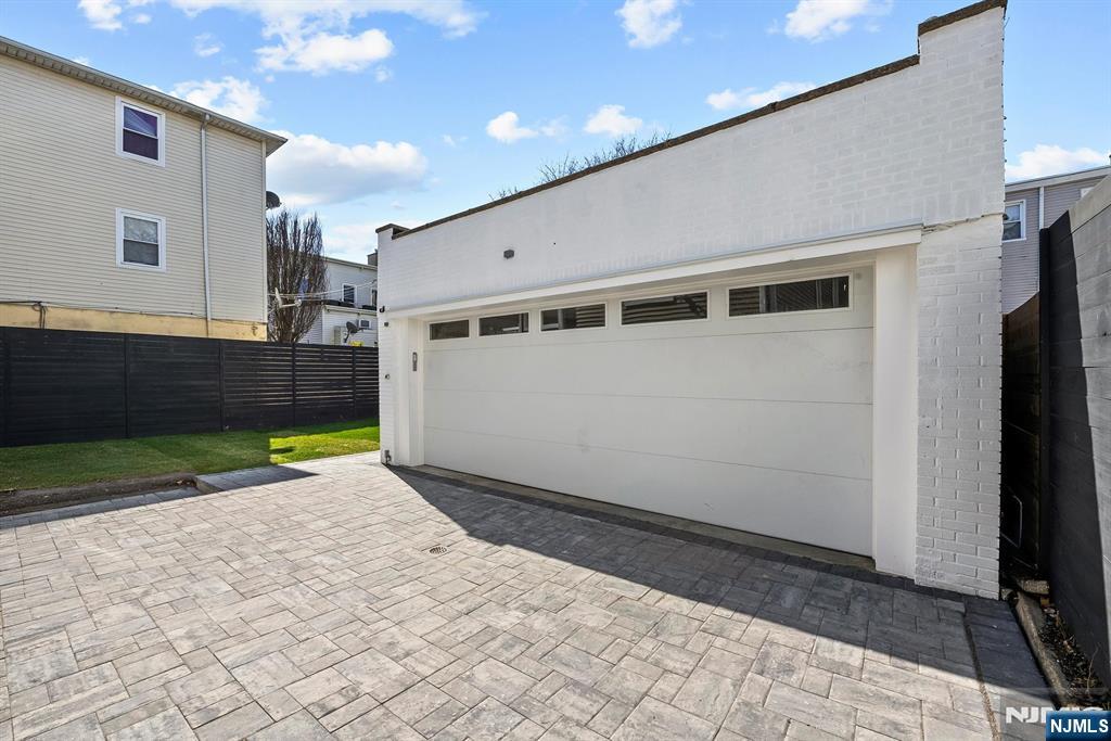 55 Reservoir Avenue — photo 40