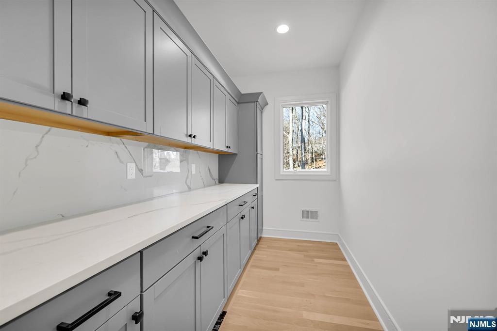 31 Ashwood Drive — photo 13