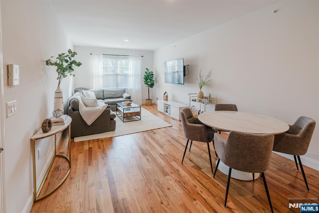 599 Franklin Avenue 7 - Photo 5