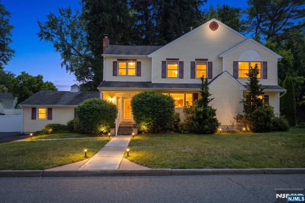 583 Brookside Avenue - Photo 2