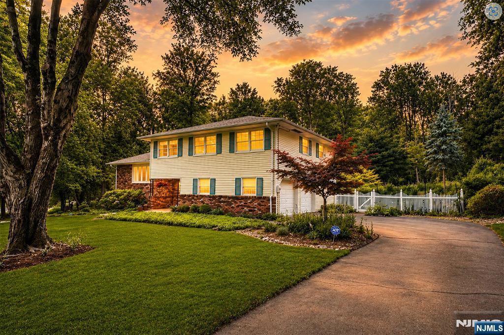 7 Southwood Drive - Photo 2