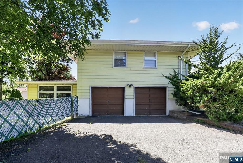 228 Shaw Place - Photo 5
