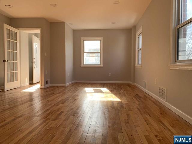 121 Longview - Photo 5