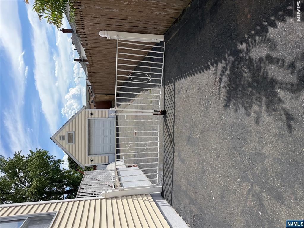 412 Park Place - Photo 3