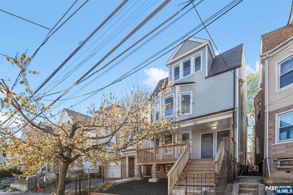 855 S 14th Street - Photo 2