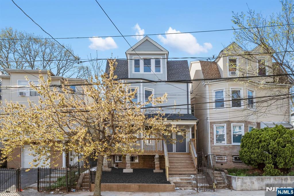 855 S 14th Street - Photo 3