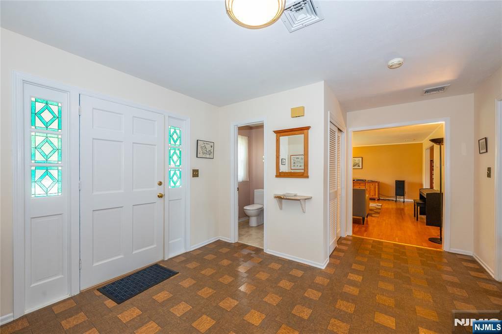 32 Natalie Drive - Photo 2