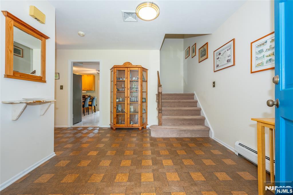 32 Natalie Drive - Photo 3