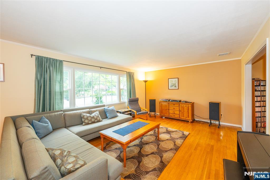 32 Natalie Drive - Photo 5