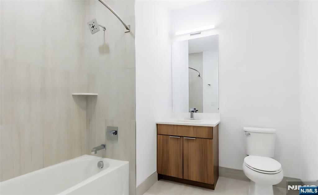 300 State Street 308 - Photo 4