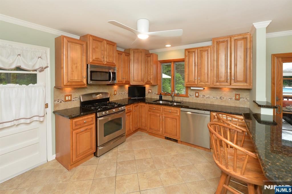 30 Knolls - Photo 4