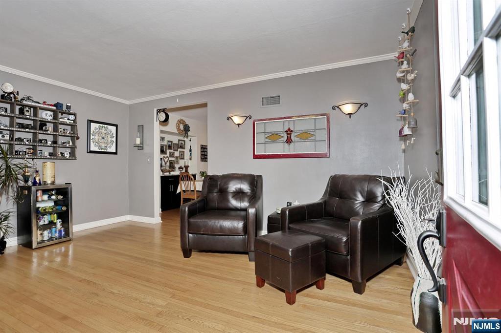 396 Burlington Road - Photo 3