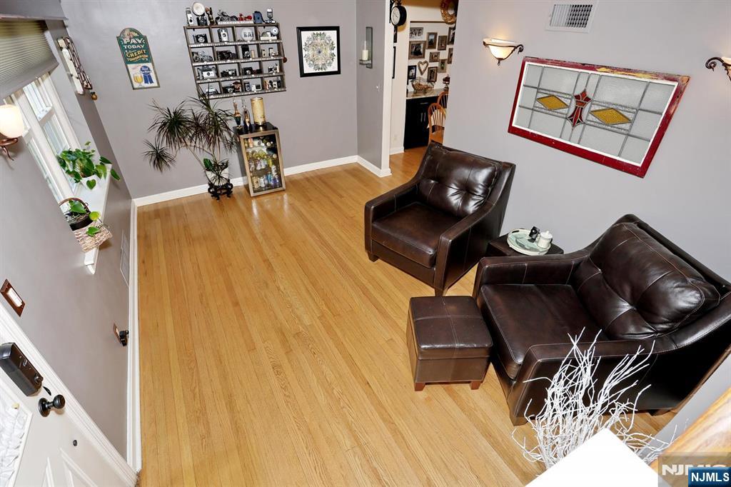 396 Burlington Road - Photo 4