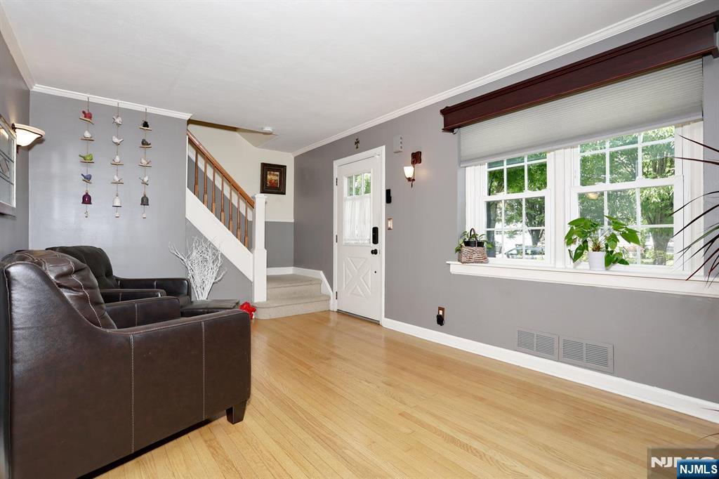 396 Burlington Road - Photo 5