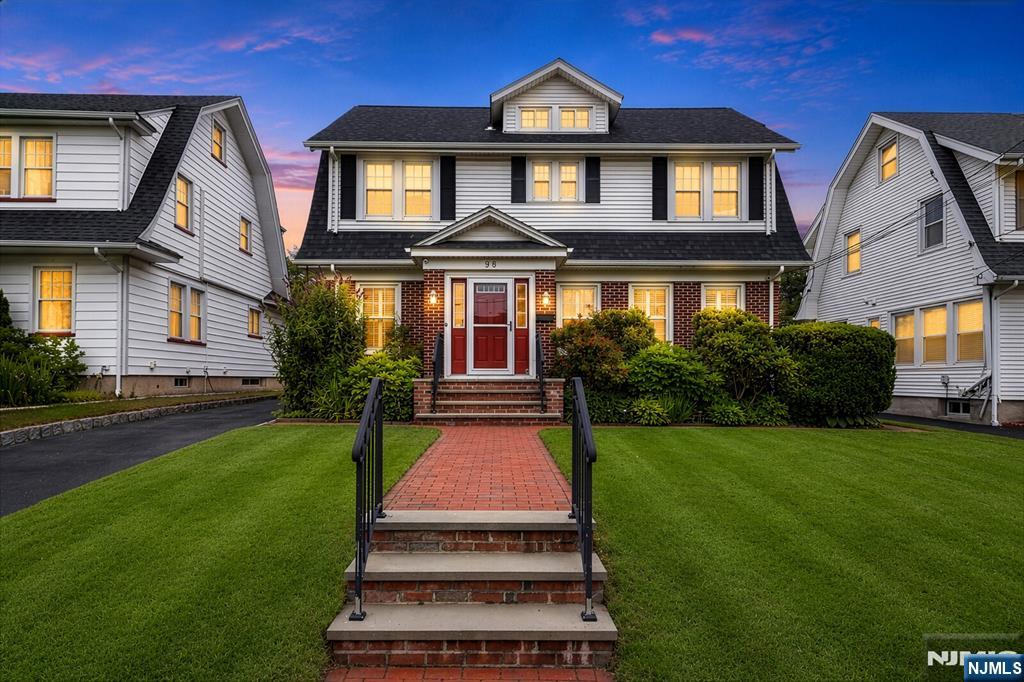 98 Maple Street - Photo 1