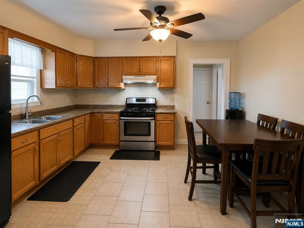 215 Saddle River Road 1 - Photo 4