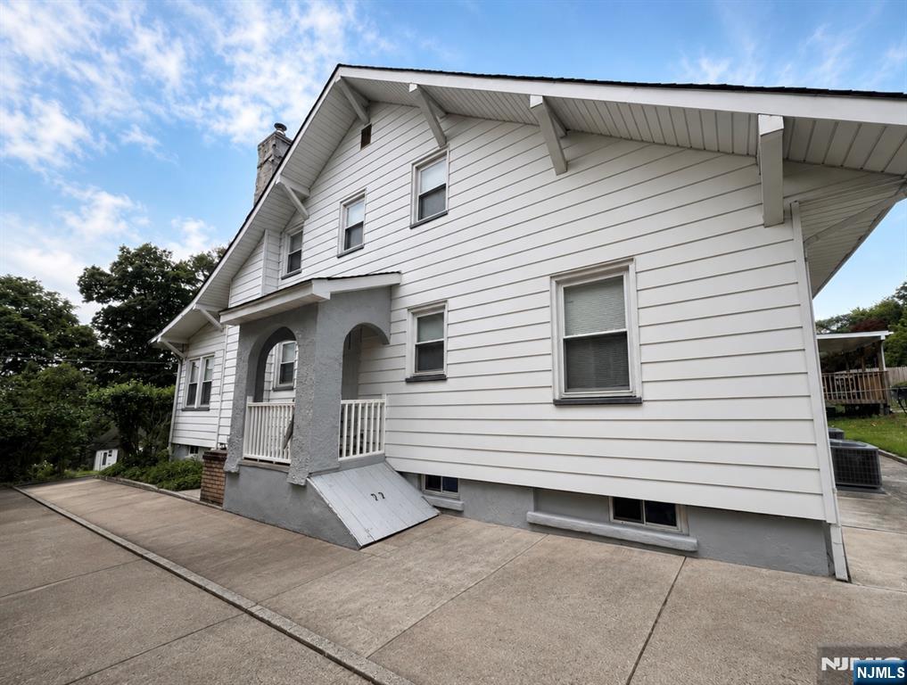 578 Hillside Street 2ND FLOOR - Photo 1