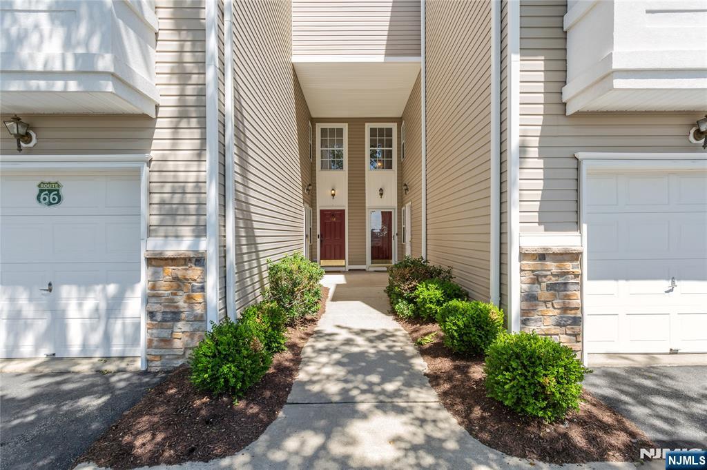169 Vista Terrace 1609 - Photo 3
