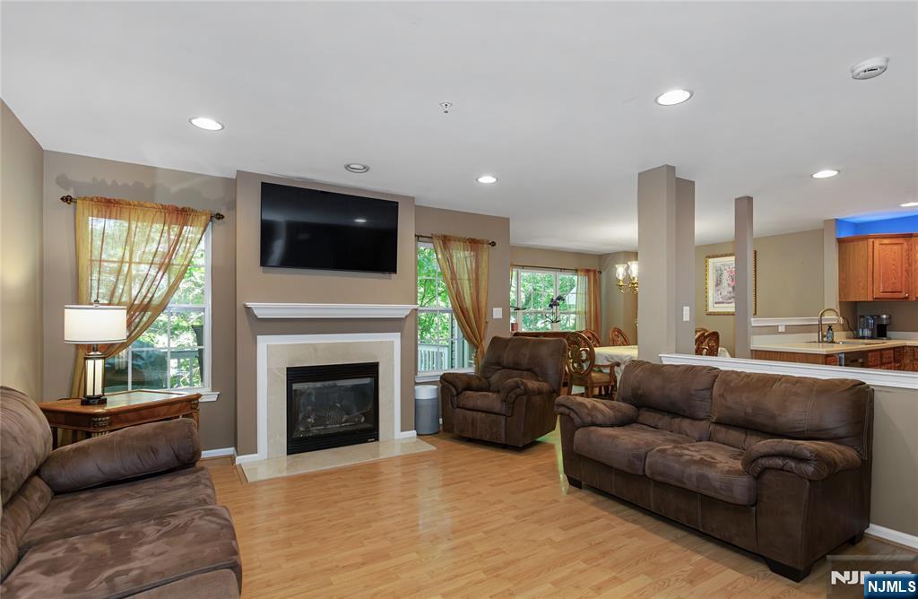 169 Vista Terrace 1609 - Photo 5