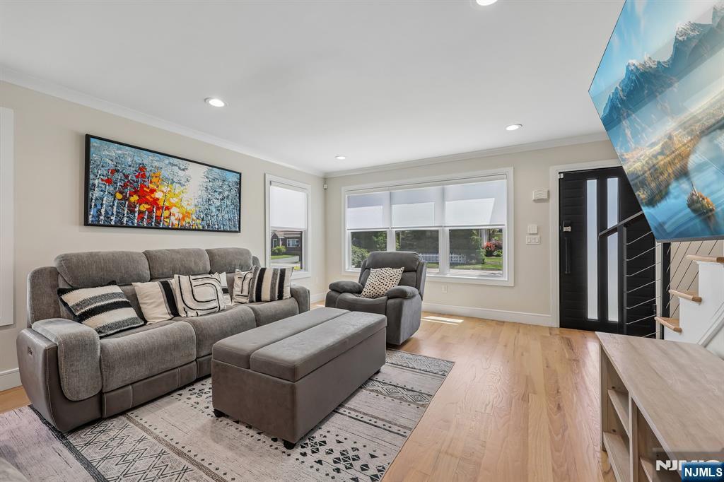 676 Ridgewood Avenue - Photo 5
