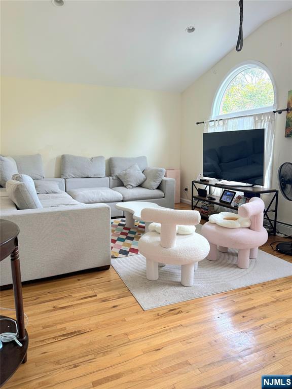 211 Columbus Avenue 2nd/F - Photo 4