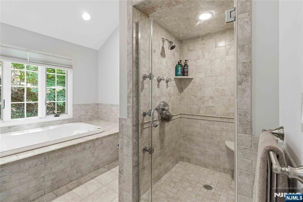 913 High Mountain Road — photo 26