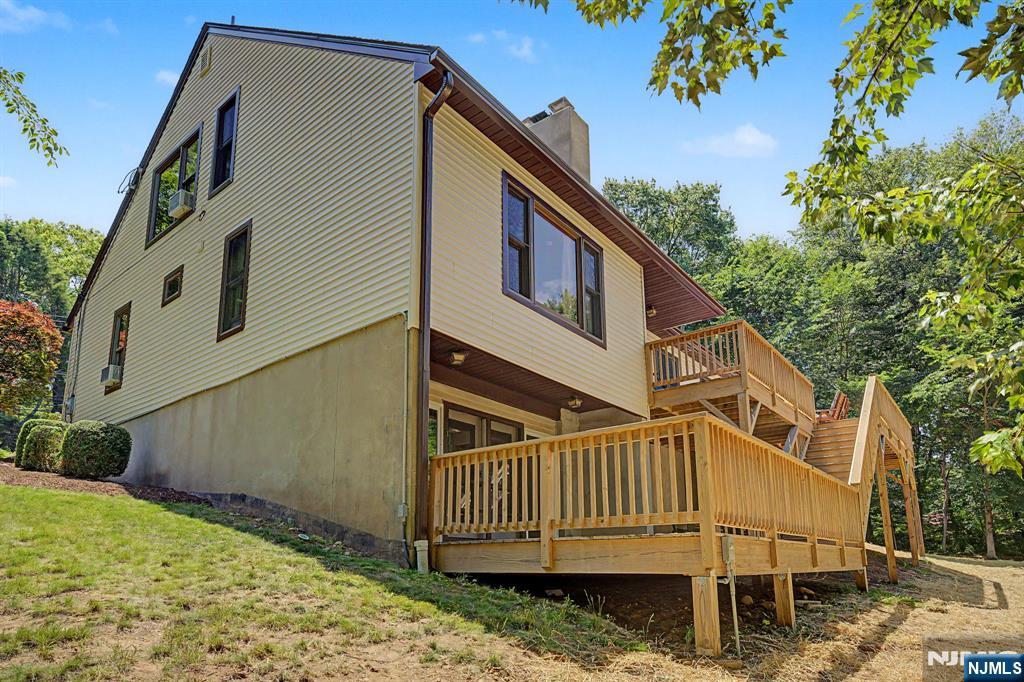 829 Ramapo Valley Road - Photo 4