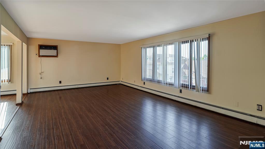 77 Highland Place Floor 2 - Photo 2