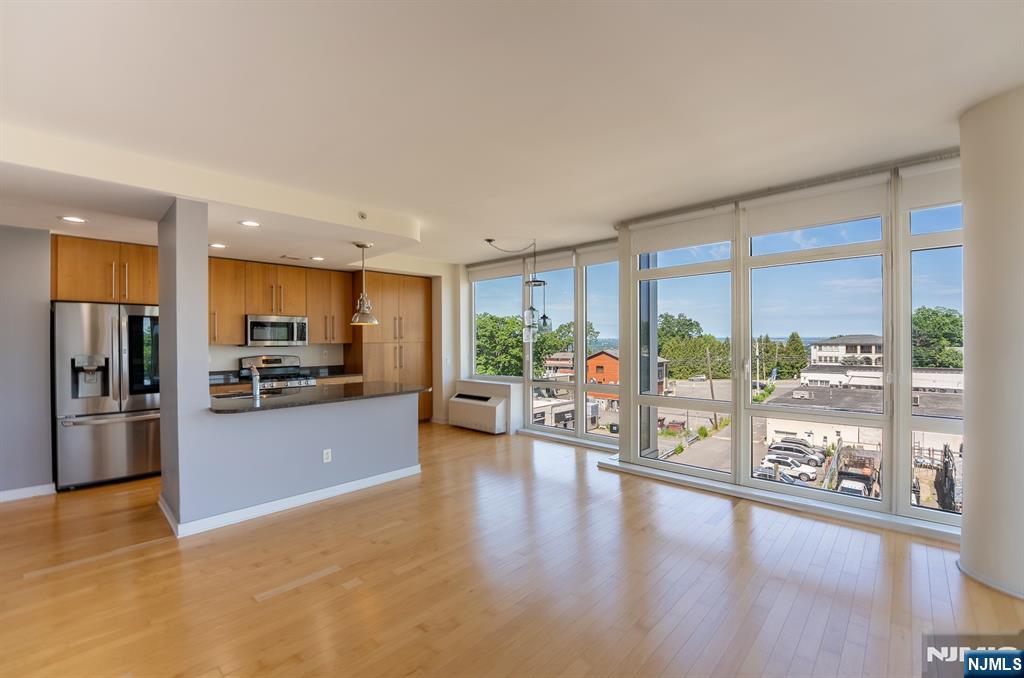 600 12th Street 609 - Photo 1