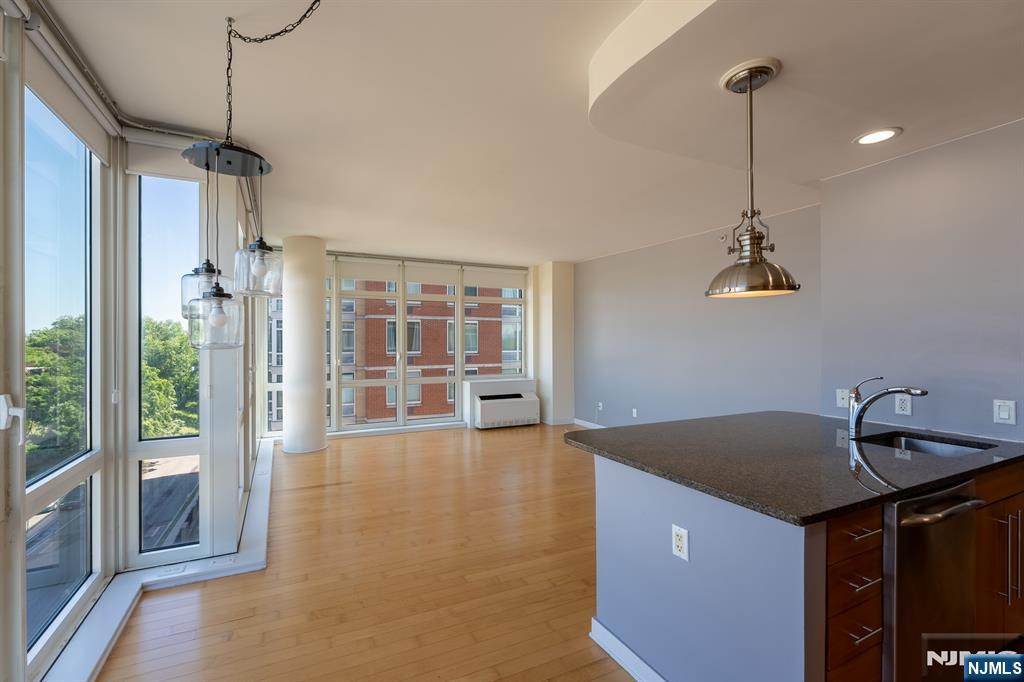 600 12th Street 609 - Photo 5