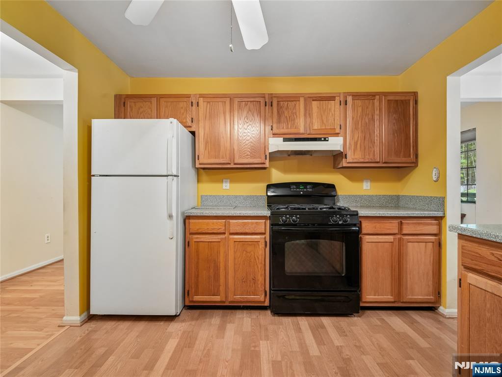 2710 Hemingway Lane - Photo 3