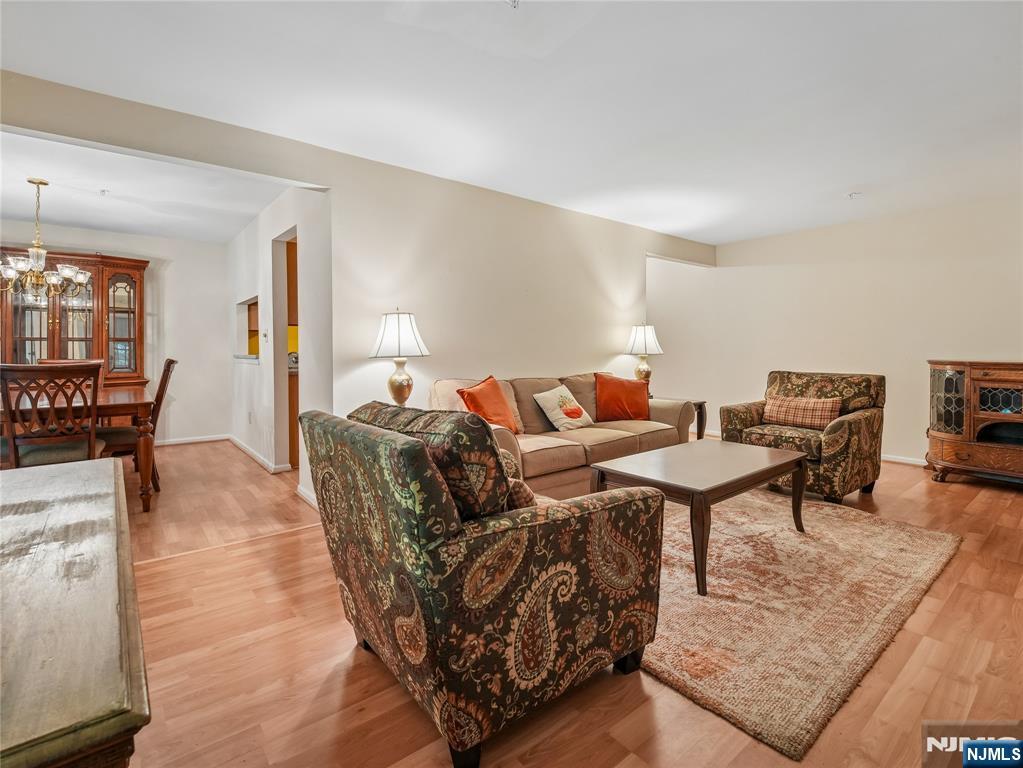 2710 Hemingway Lane - Photo 4