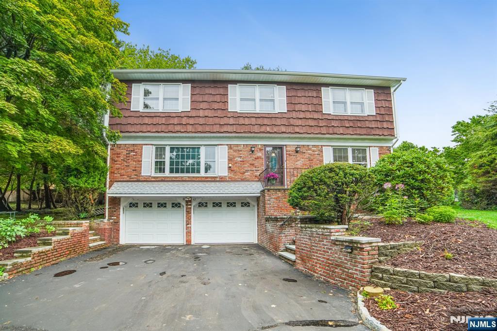 42 Collins Avenue - Photo 2