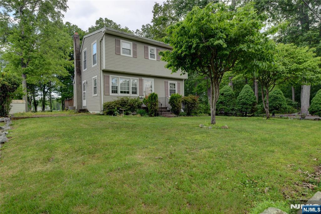 36 Hemlock Avenue - Photo 3