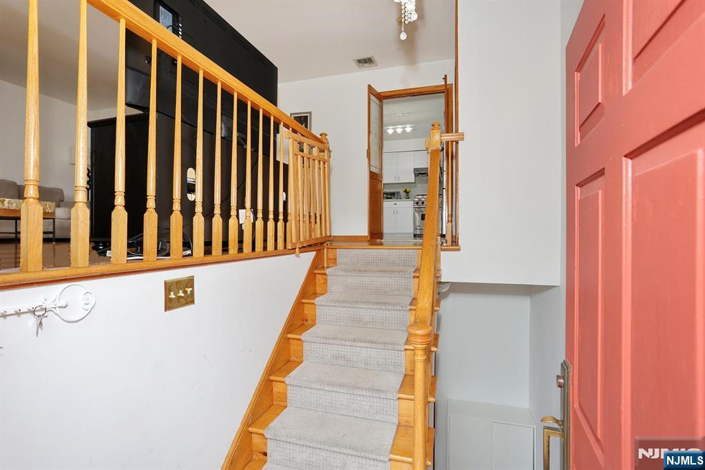140 Prospect Street - Photo 2