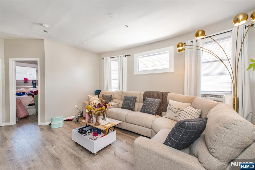 40 Olive Street - Photo 3