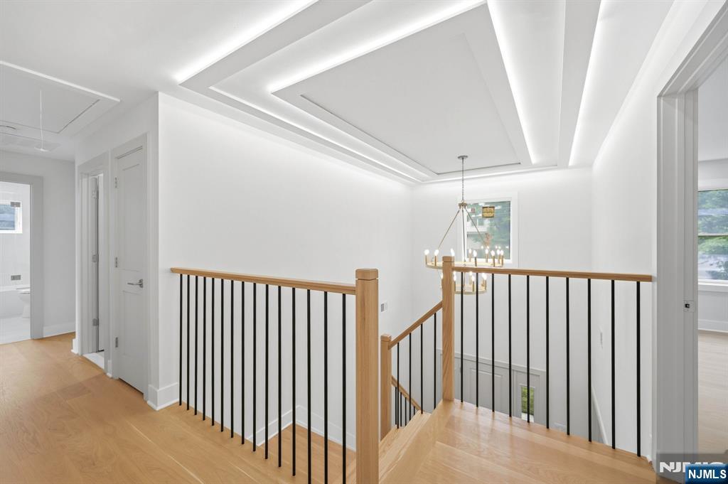 35 Sycamore Avenue — photo 12