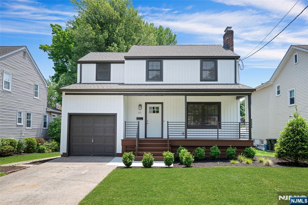 21 End Terrace - Photo 1