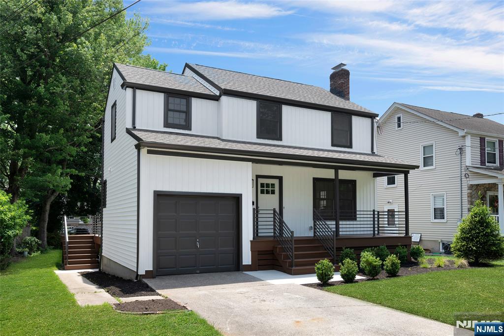 21 End Terrace - Photo 2