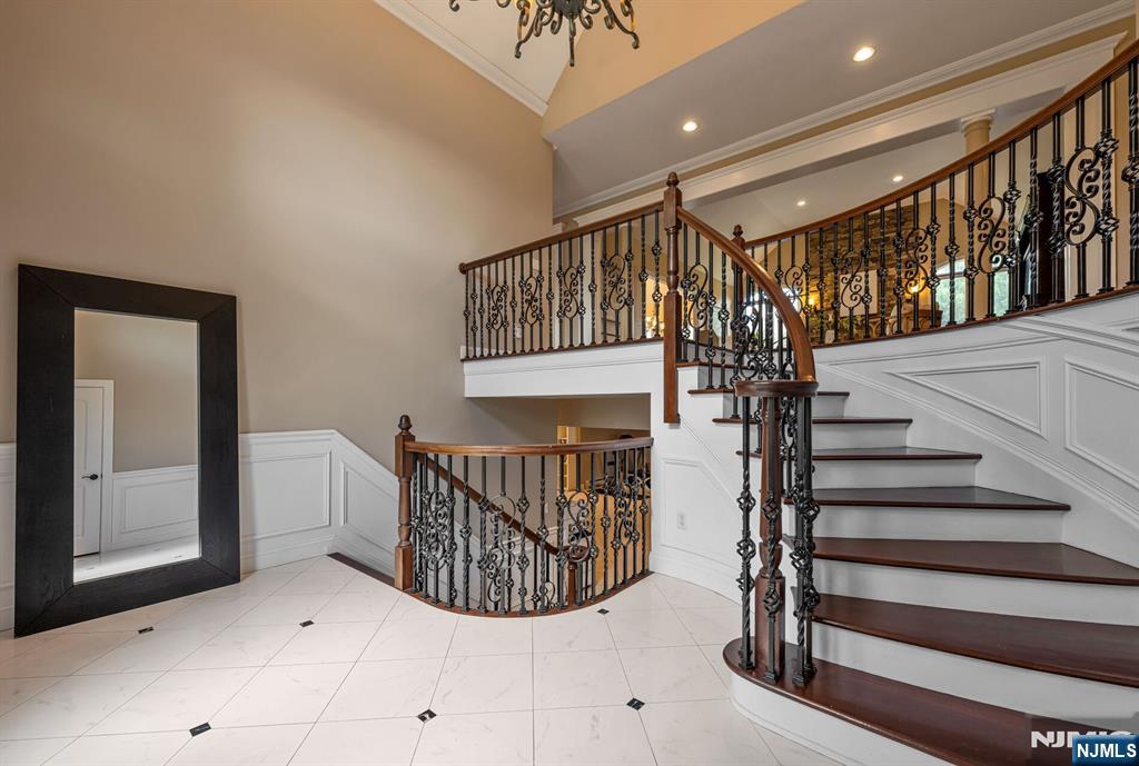 18 Berkshire Place - Photo 2