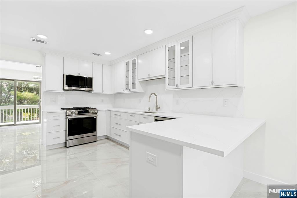 814 Hemlock Court — photo 14