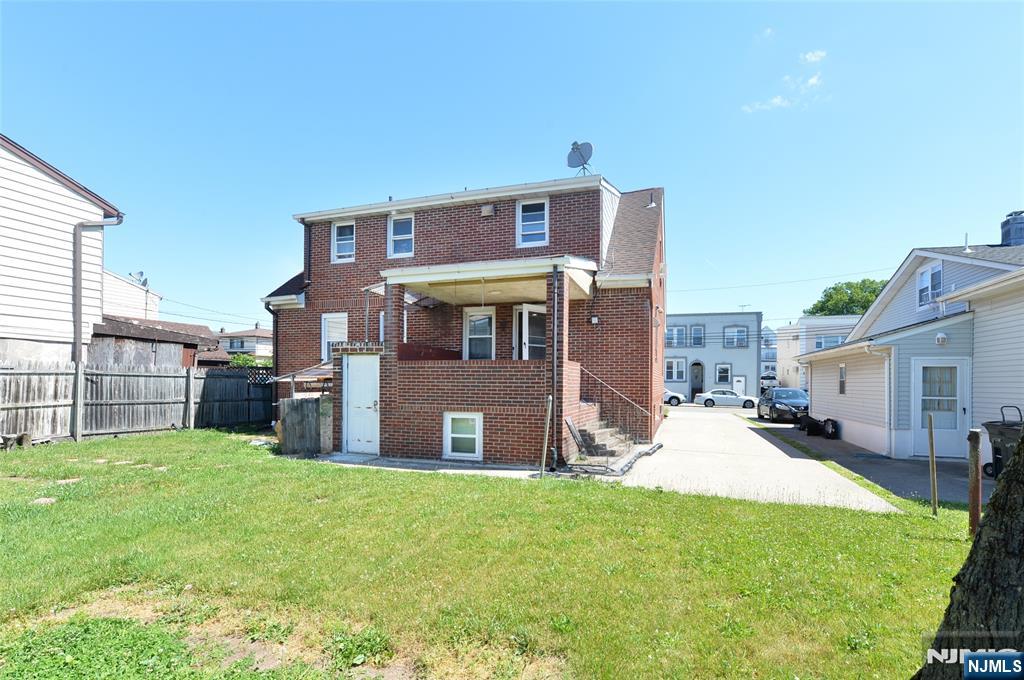 54 Avenue B - Photo 3