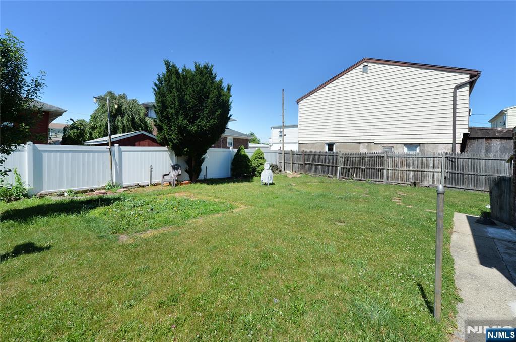 54 Avenue B - Photo 4
