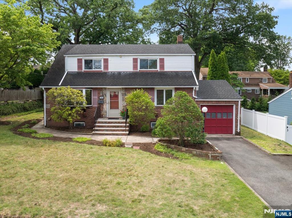 346 E Woodland Road - Photo 1