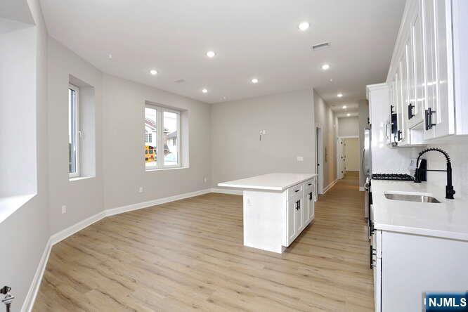385 Passaic Avenue 3 - Photo 5