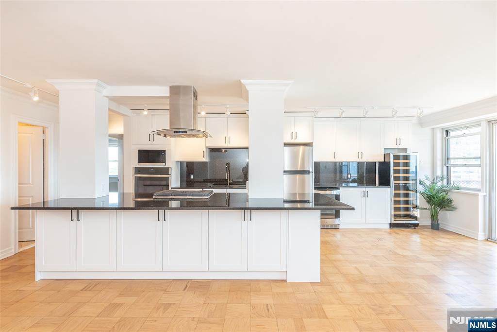 6600 JFK Blvd E 19L - Photo 3