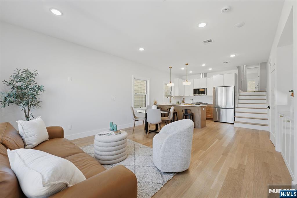98 Western Avenue - Photo 6