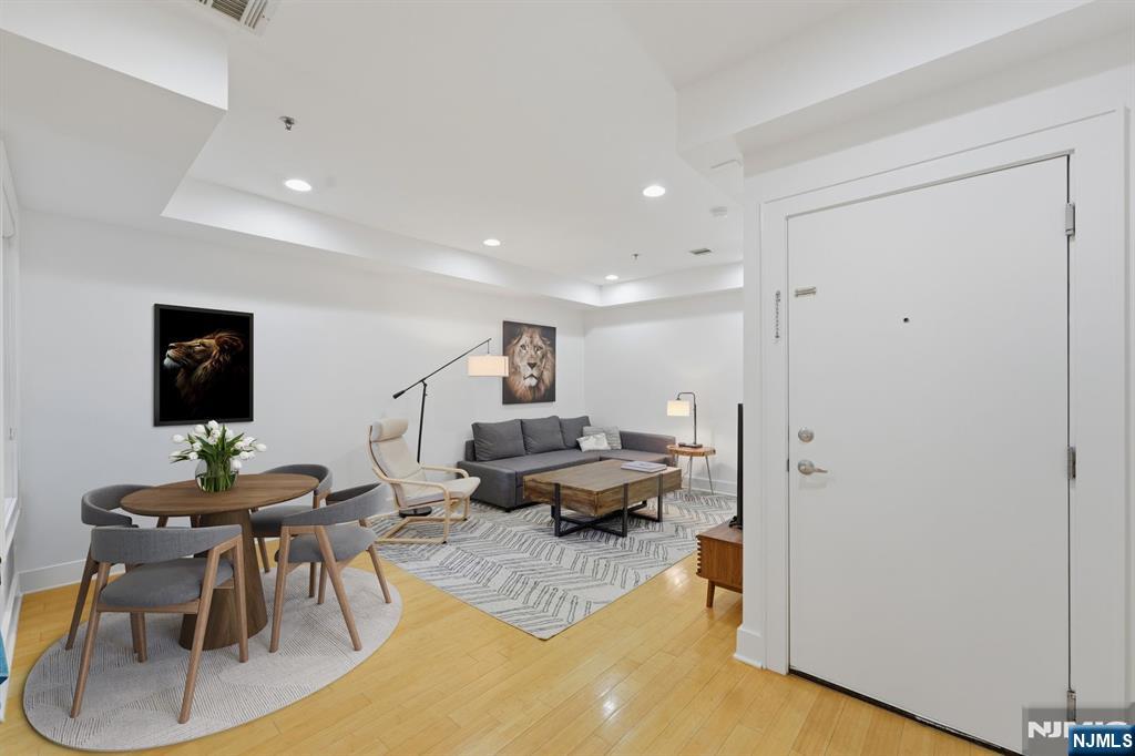 838 Park Avenue 2 - Photo 6